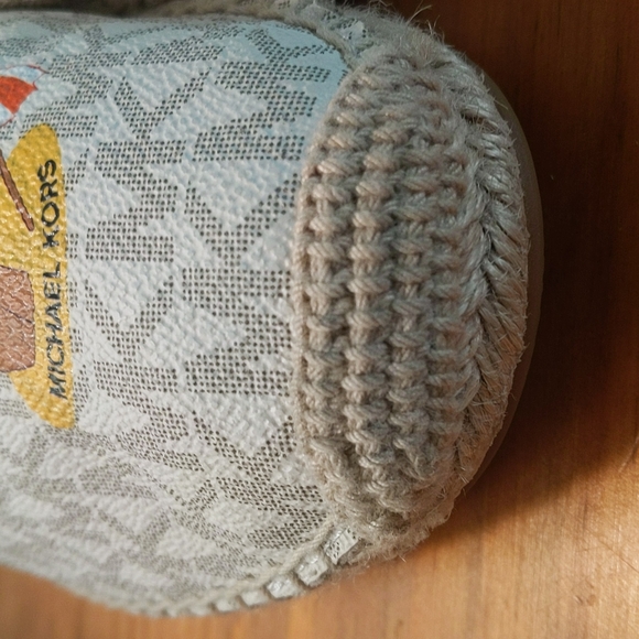 Michael Kors Signature Logo Kendrick espadrille flats - Picture 8 of 10